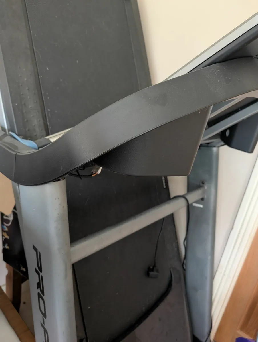 Treadmill - Image 2