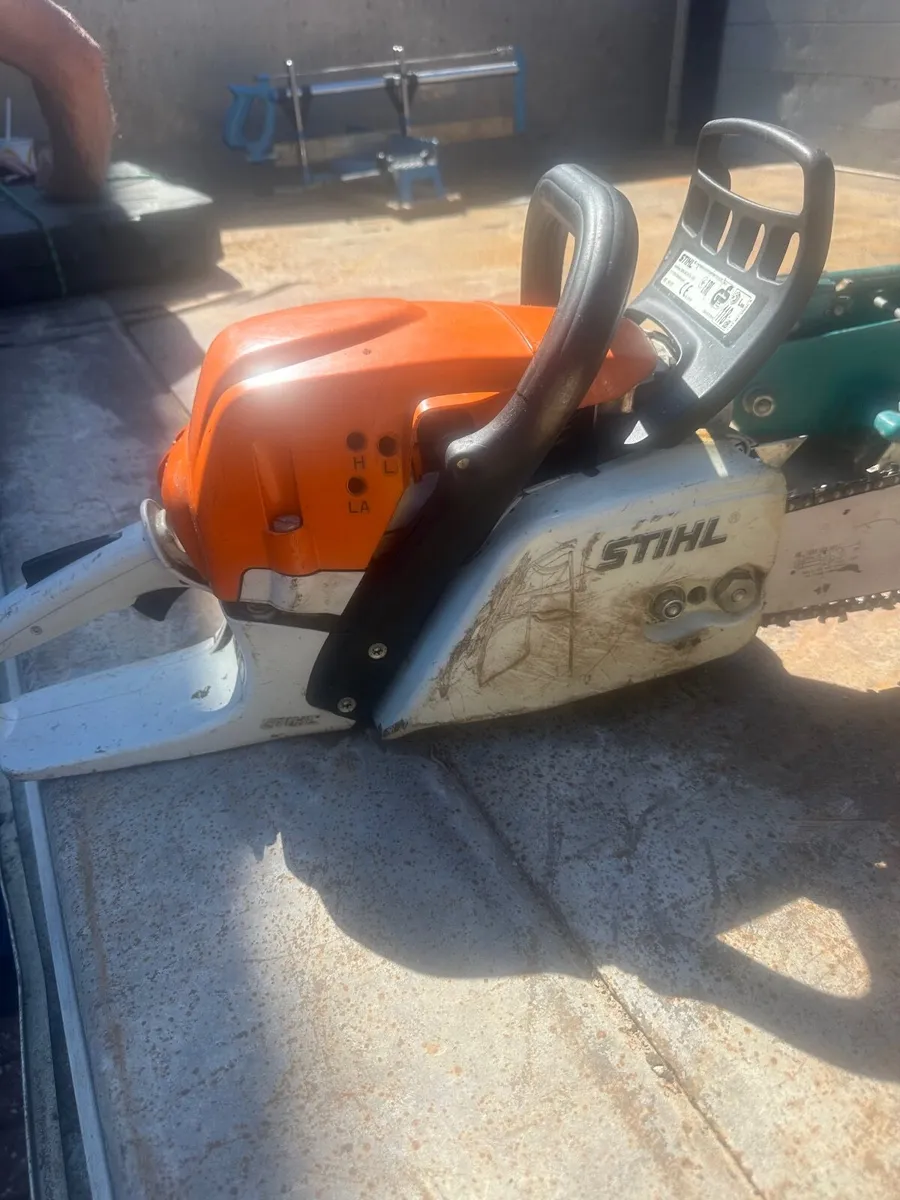 2 stihl chainsaws - Image 3