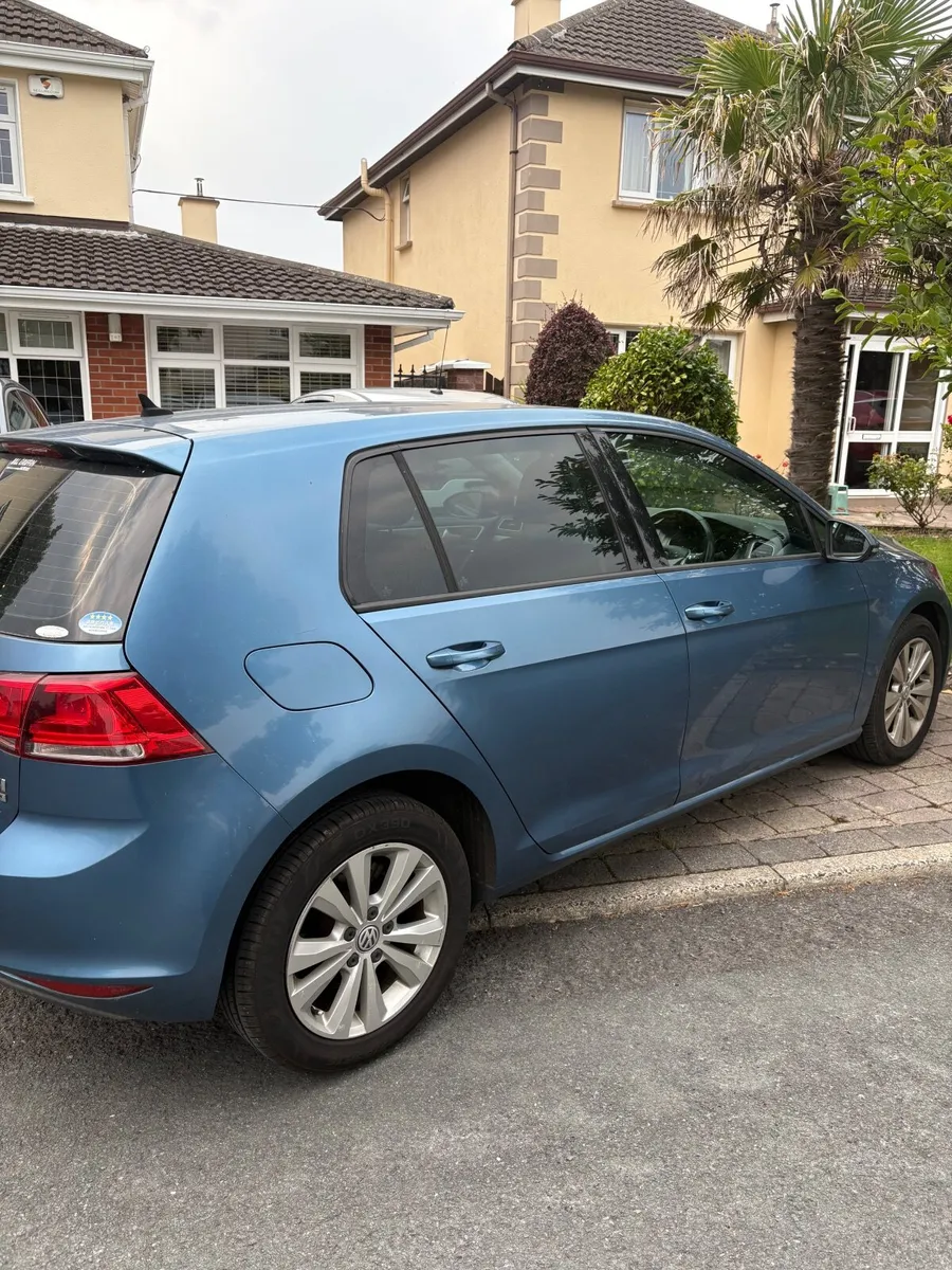 Volkswagen Golf 2014 - Image 2