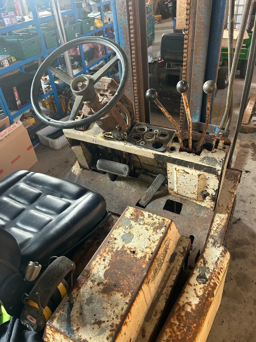 Yale Forklift - Image 2