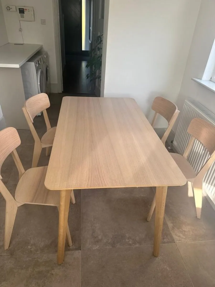 Dining chairs and 4 chairs - Image 1