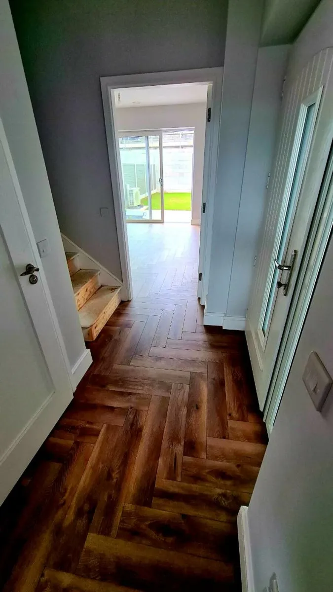 Timber floor fitter - Image 3