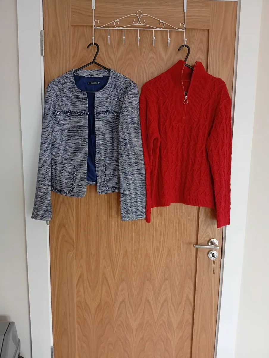 Womens Clothes Bundle,  Size 8-10 - Image 4
