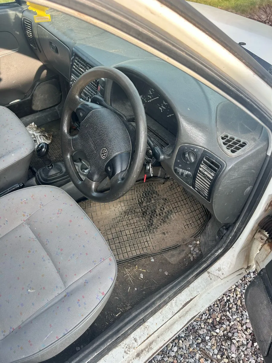 VW Caddy - Image 4