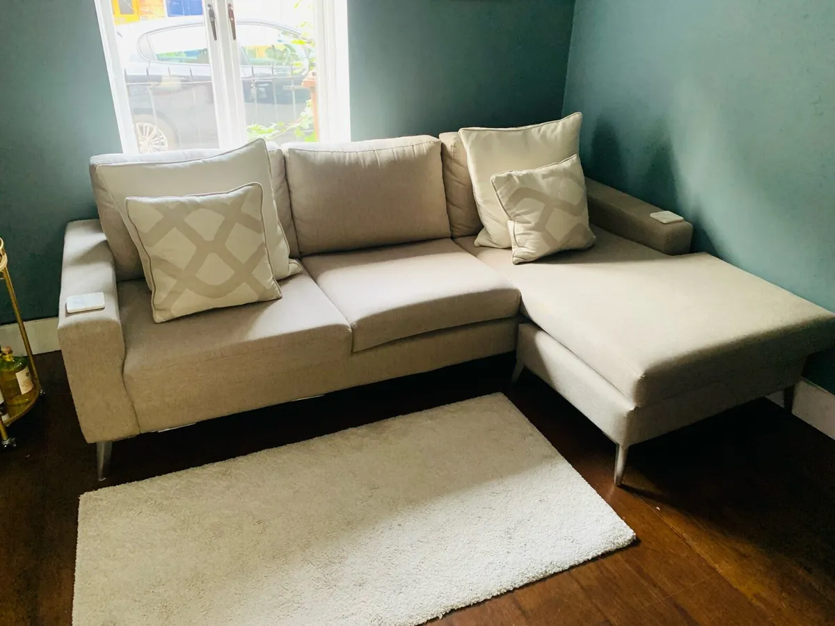 luxurious 3 Seater L Shaped Sofa - Image 2