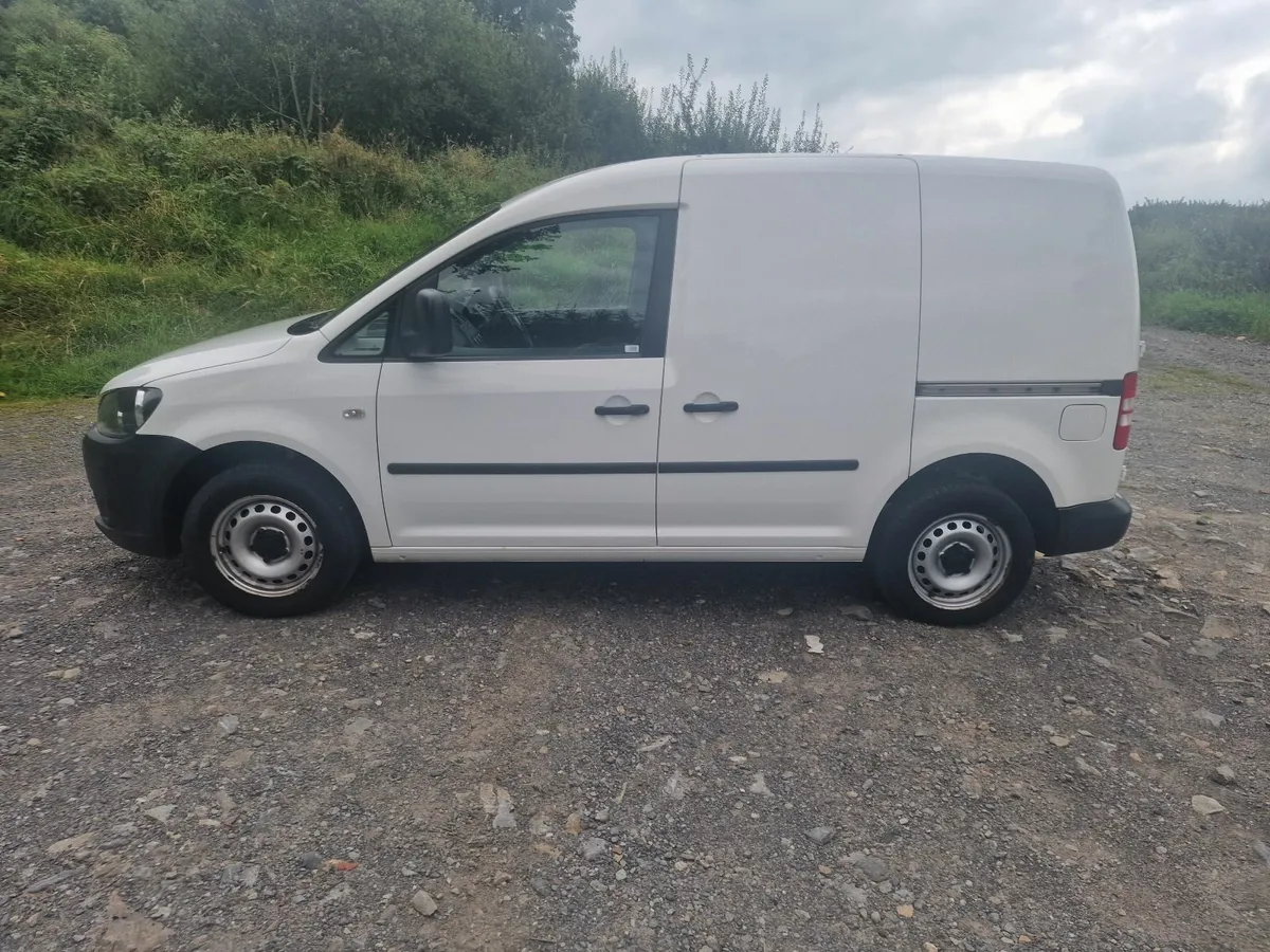 Volkswagen Caddy 2015 - Image 3
