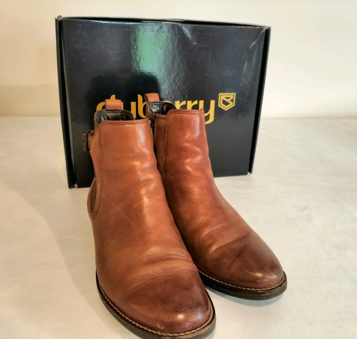 Dubarry ladies leather boot. Sml 6. Worn 3 times - Image 3