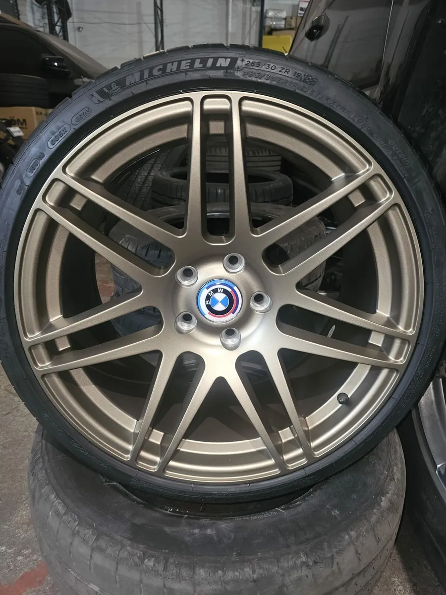 BMW 330d MSport Touring manual mega spec! - Image 2