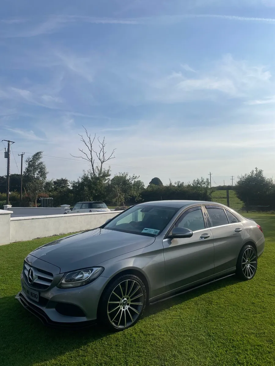 Mercedes c220 - Image 2