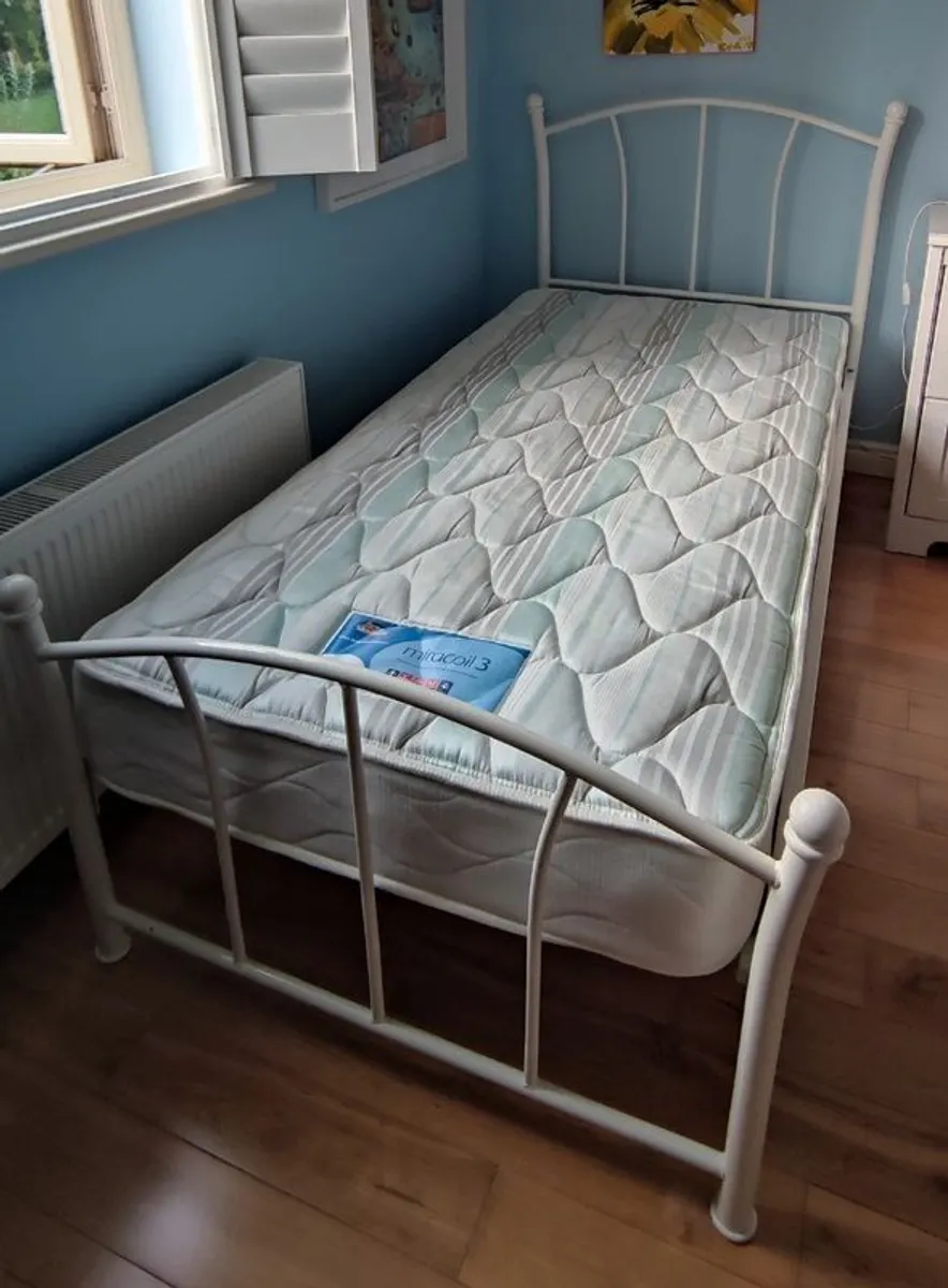 Two single beds with mattresses for sale - Image 2
