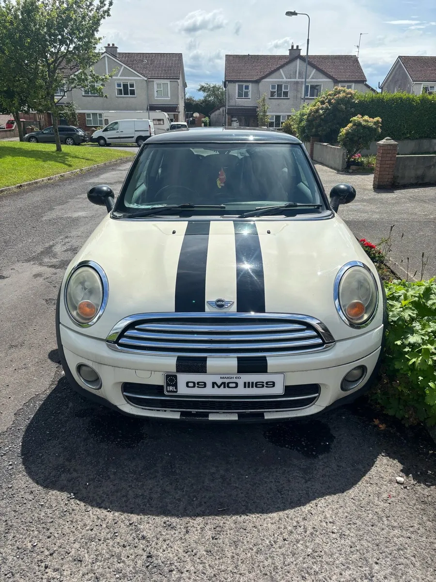 2009 Mini Cooper NCT 07/25 TAX 01/25 - Image 1