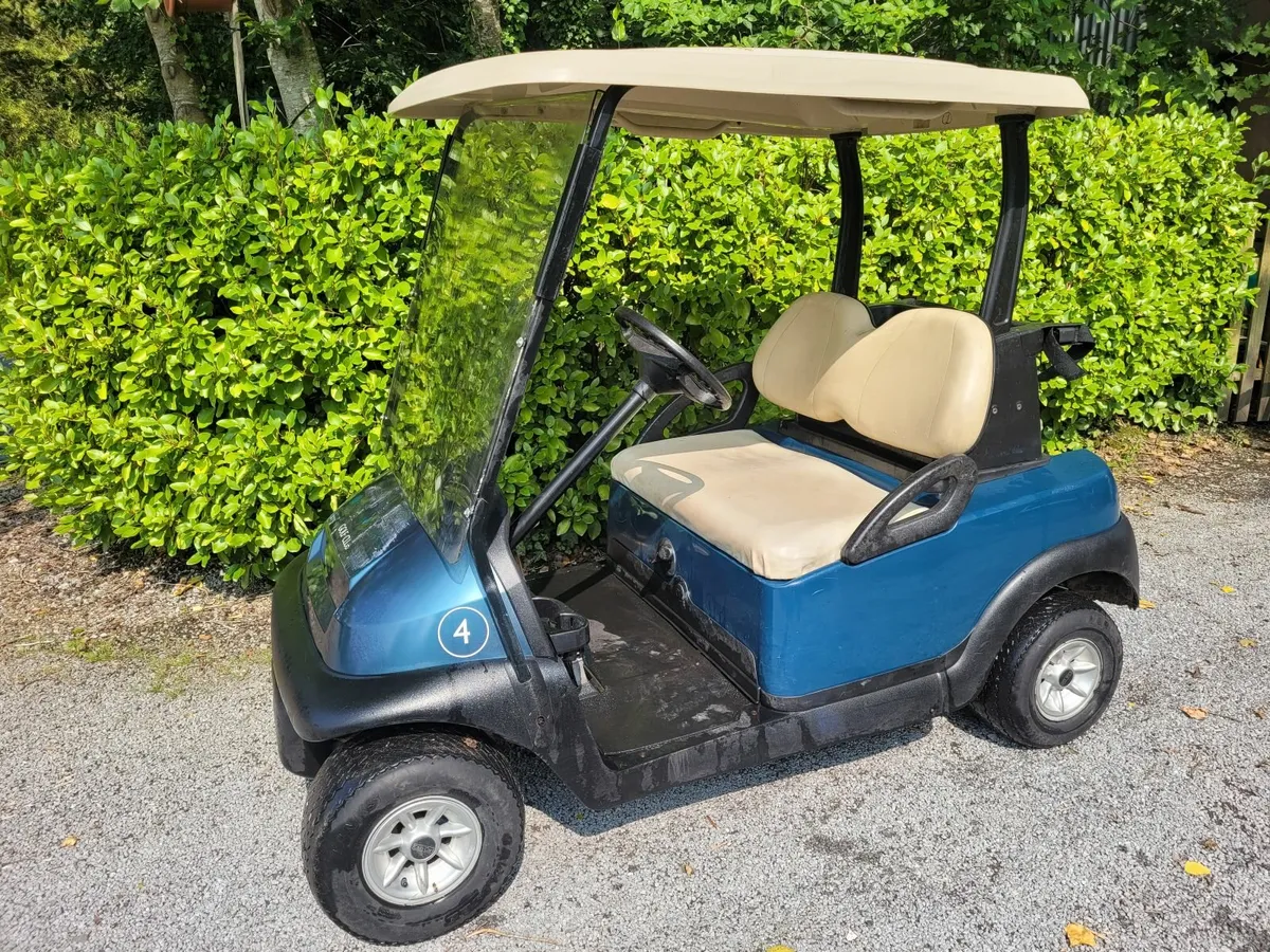 CLUB CAR GOLF BUGGY (Petrol) - Image 1