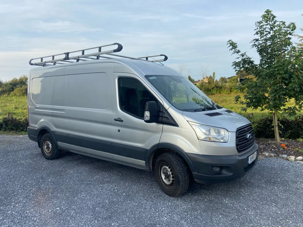 Ford Transit - Image 4