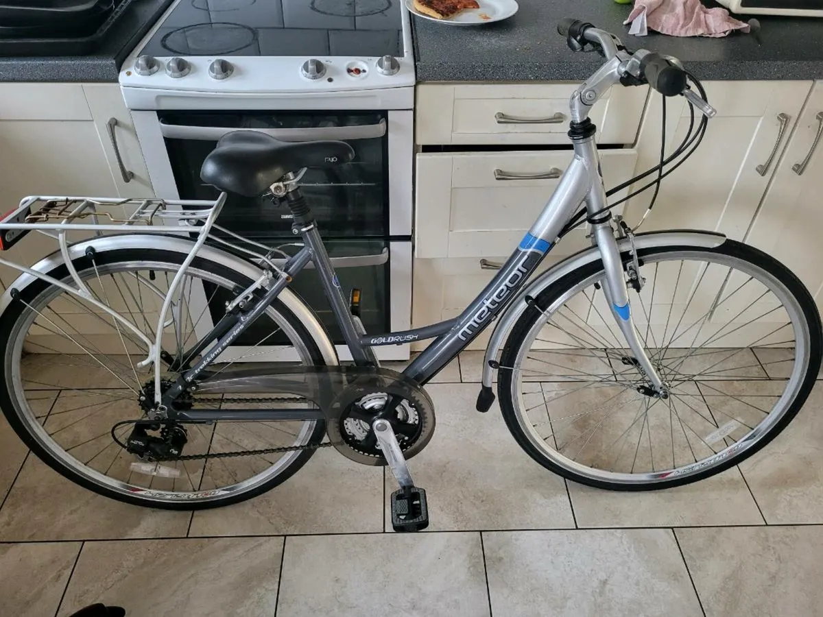 Ladies bike - Image 4
