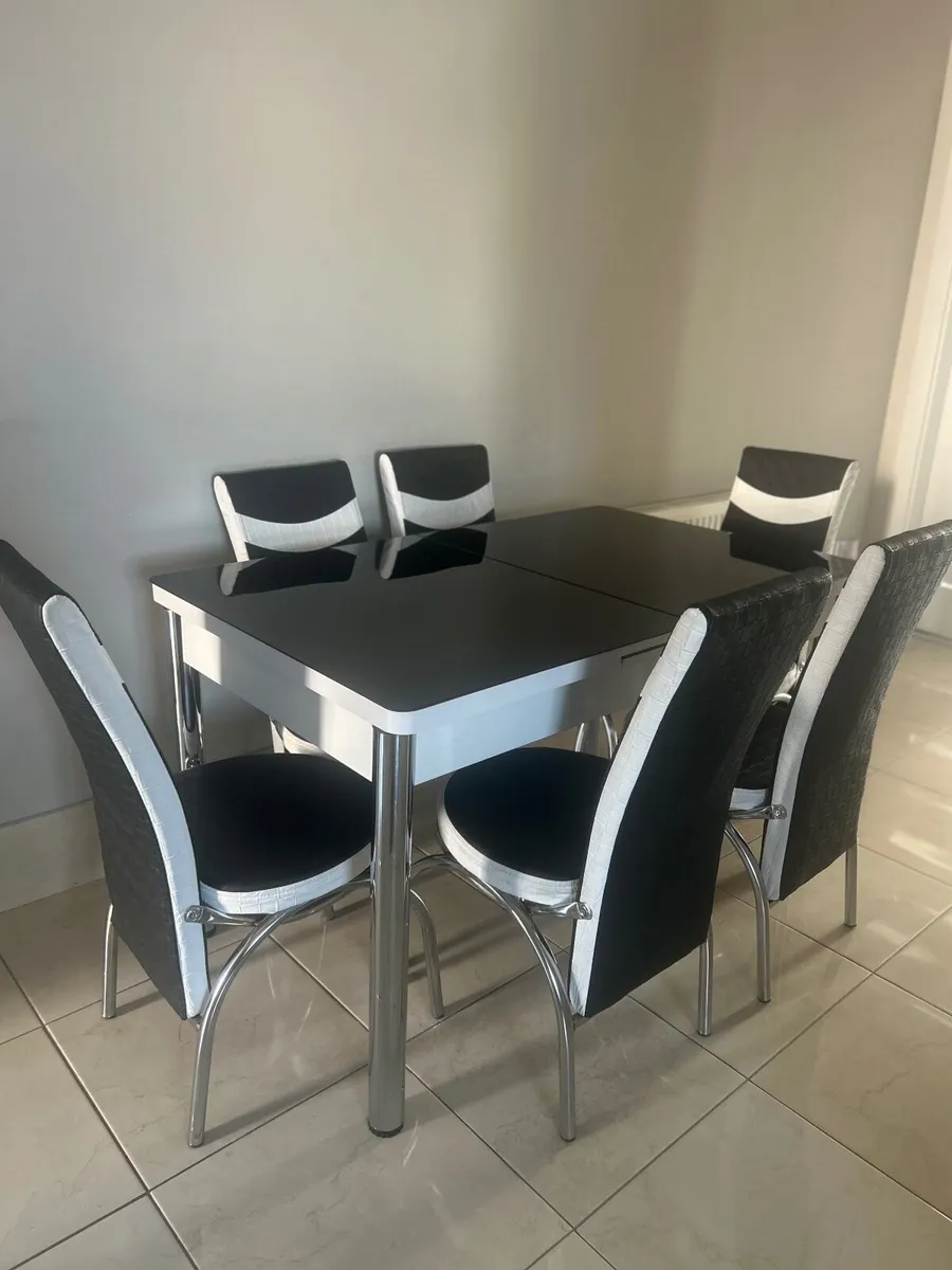 Dining table and chairs - Image 4