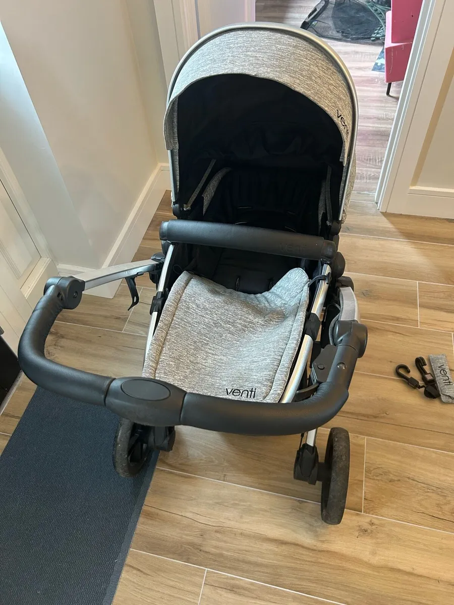 Complete Venti Baby Travel System - Image 3