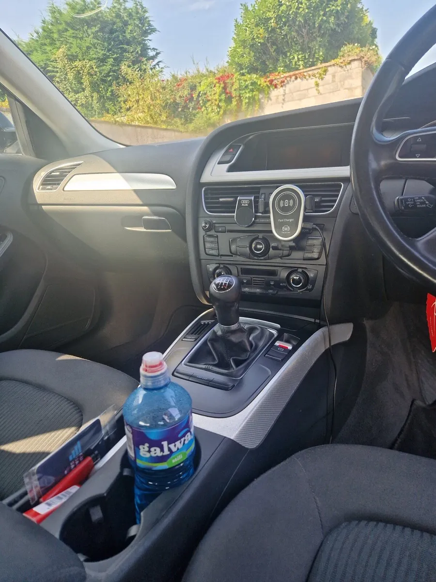 AUDI A4 2010 - Image 1