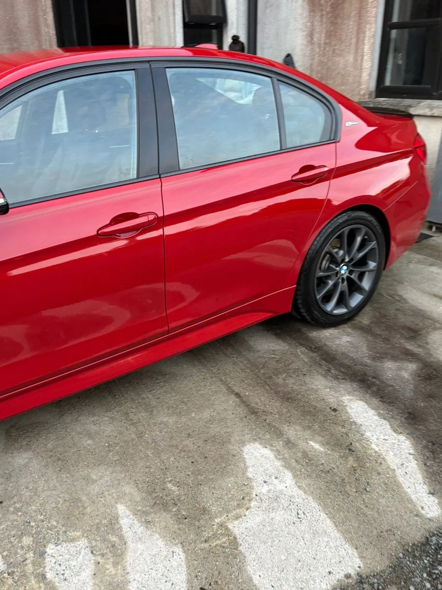 BMW 330e m sport - Image 4