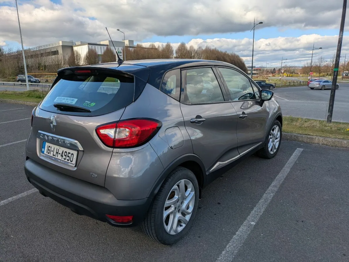 Renault Captur 2016 - Image 2
