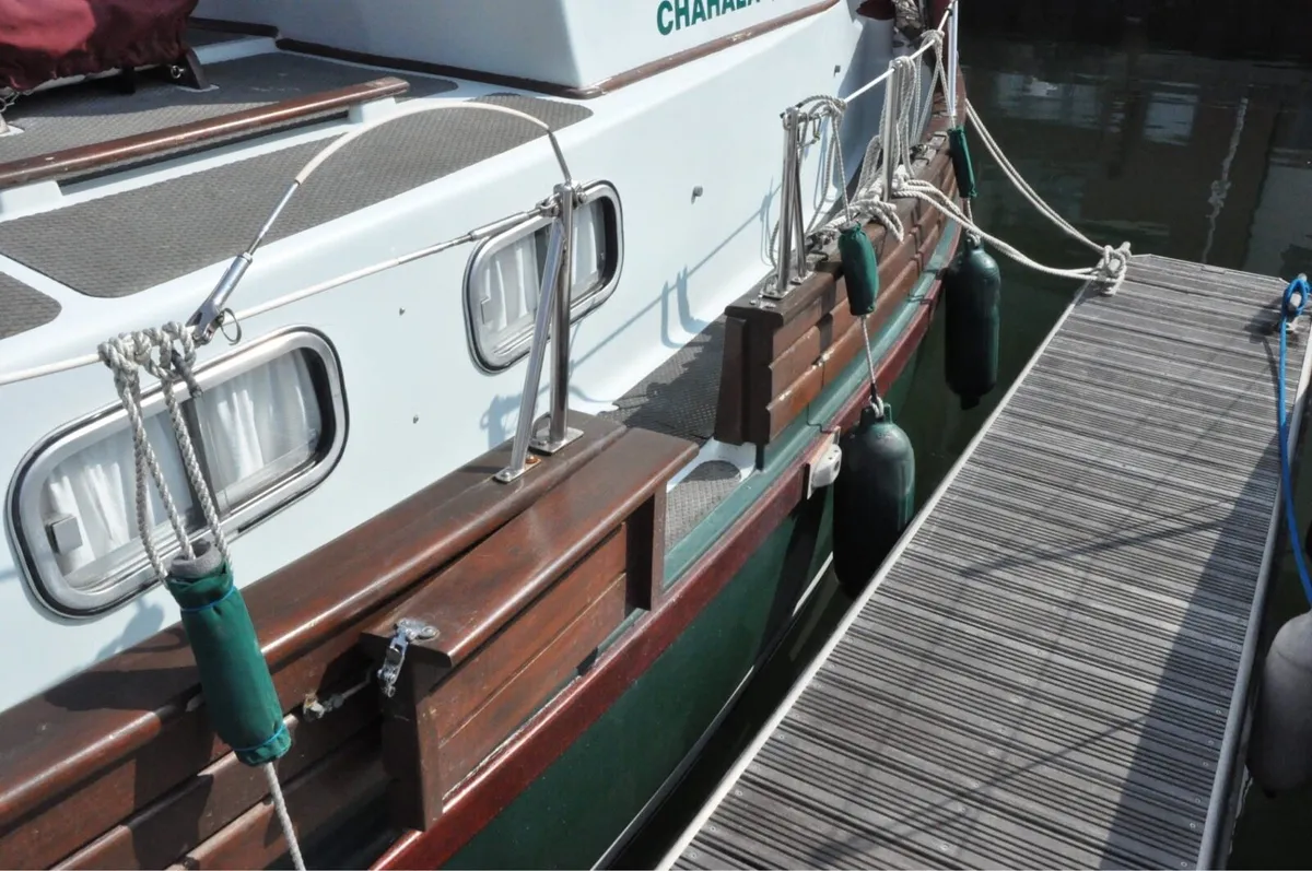 Boat - Image 4