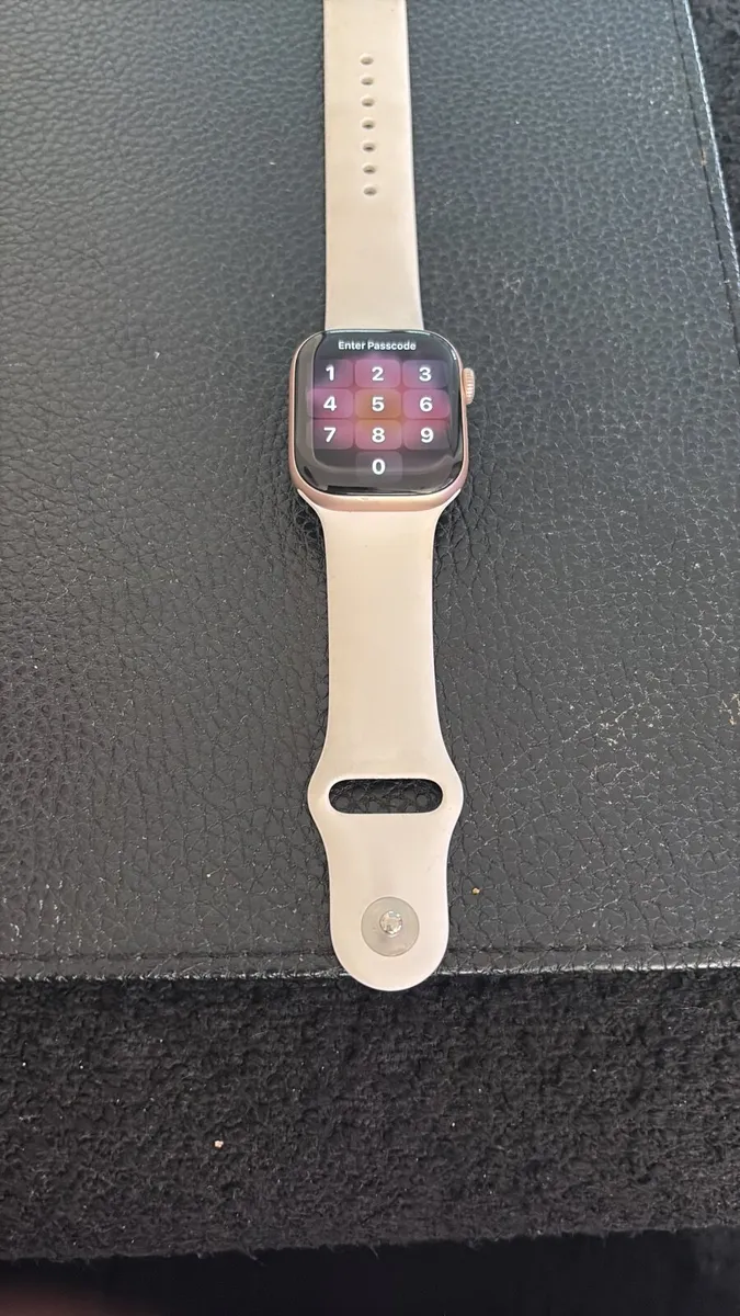 Apple Series 10 GPS watch - Image 3