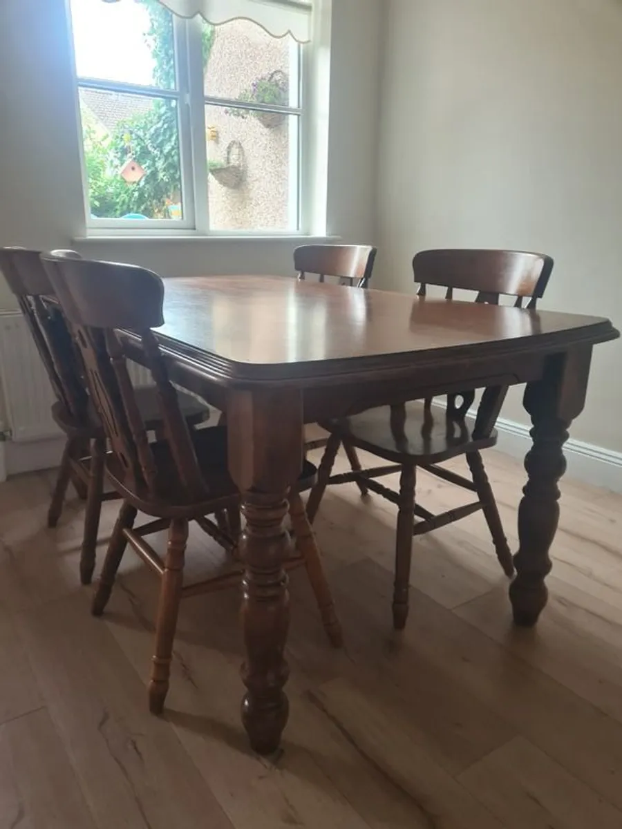 Solid wood dining table & 6 chairs - Image 2