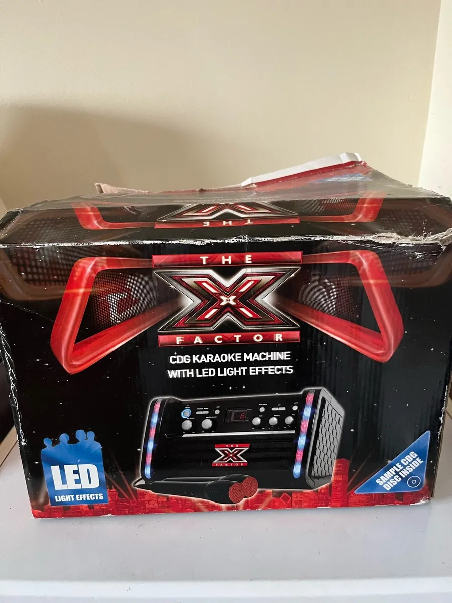 XFactor CDG Karaoke Machine Complete Set - Image 1