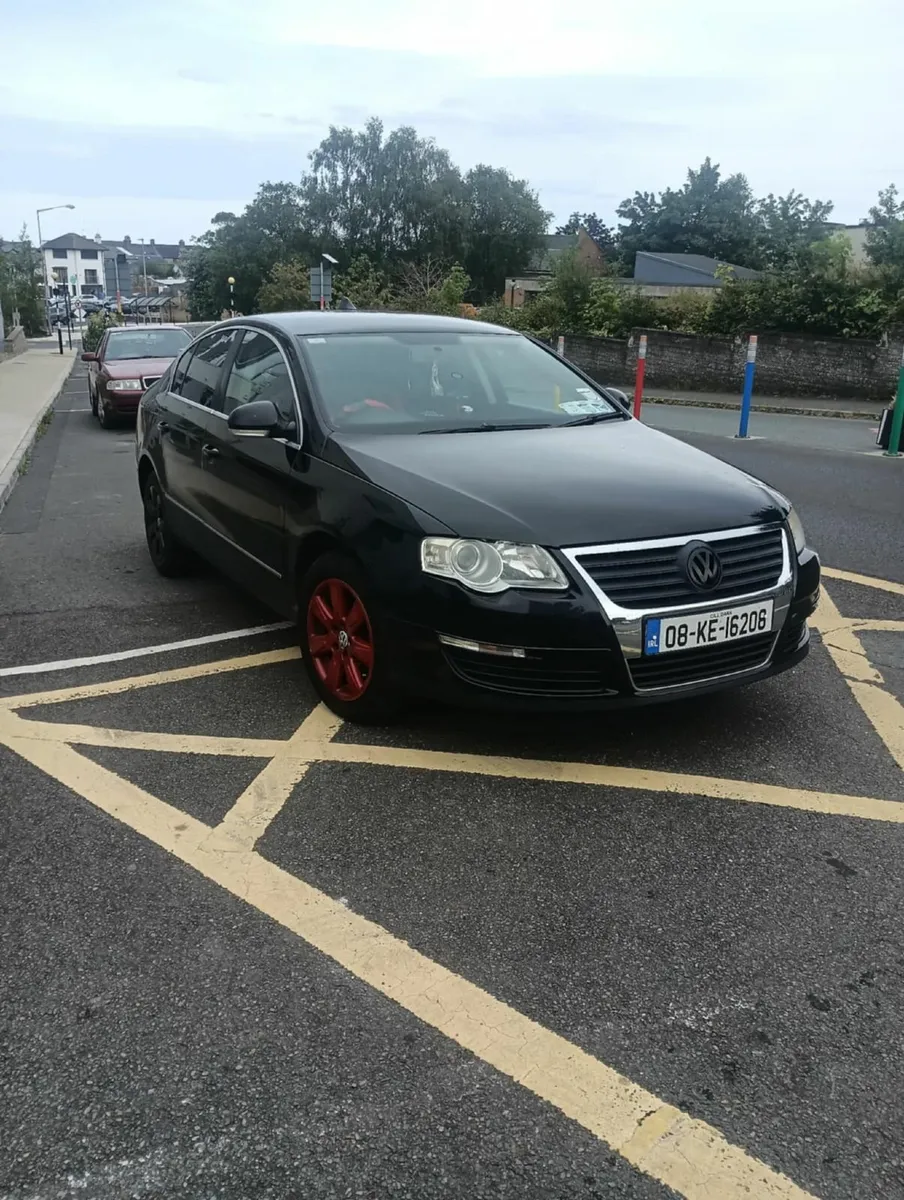 Volkswagen Passat 2008 - Image 1