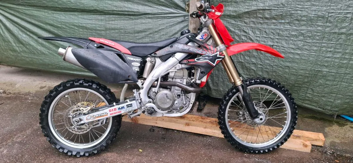 06 honda CRF 450 R - Image 1