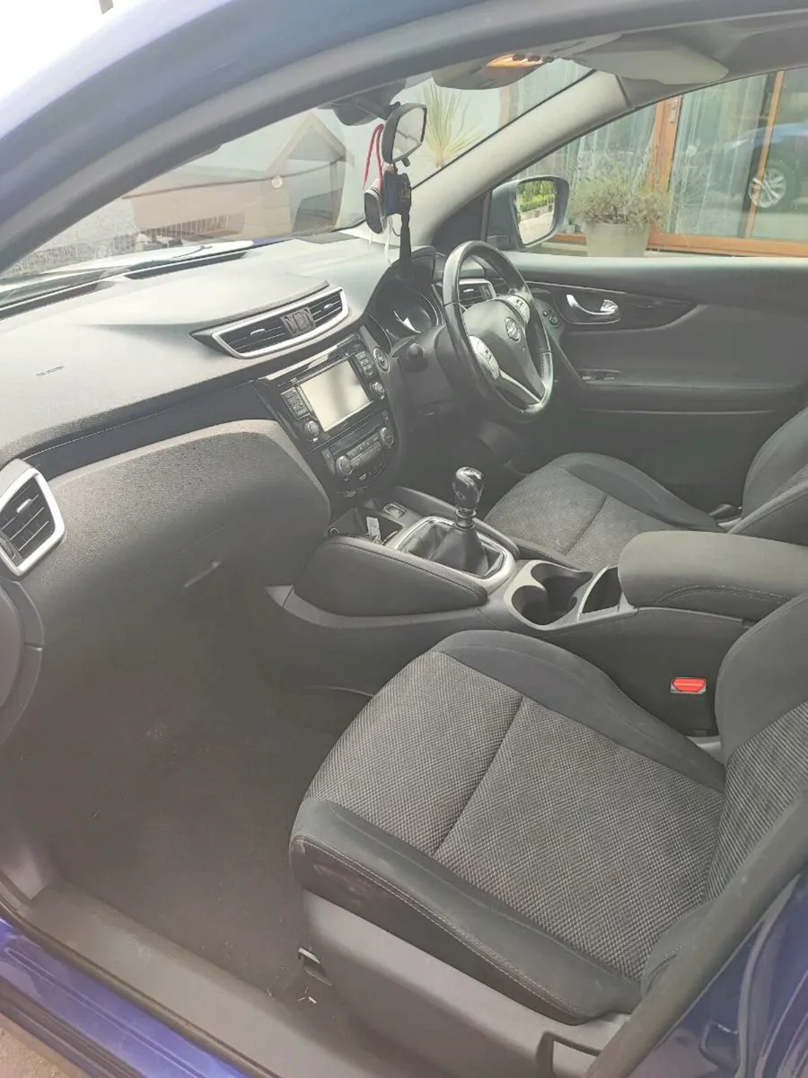 Nissan Qashqai 2014 high spec - Image 4