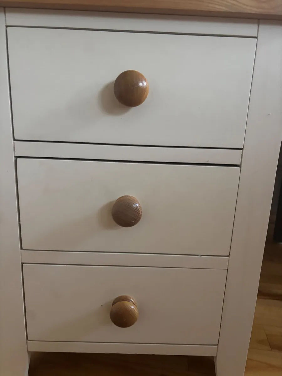 Bed side lockers - Image 3