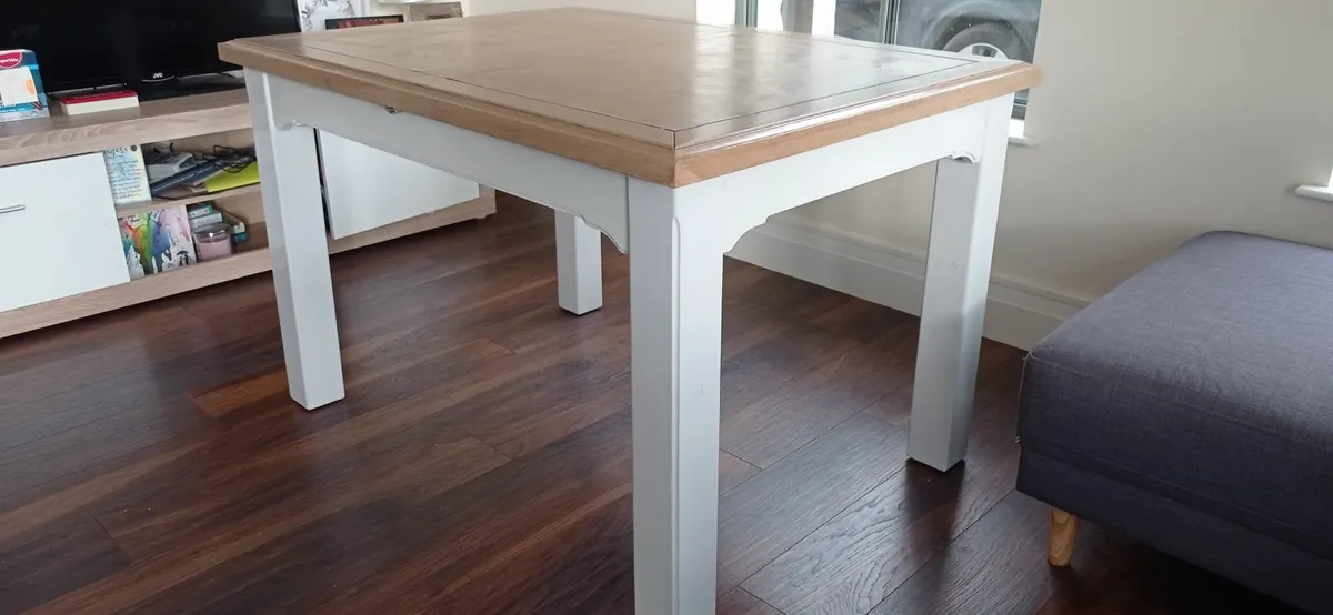 Dining table - Image 4