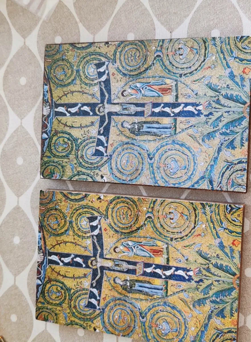 3 Vintage wall plaques - Image 2
