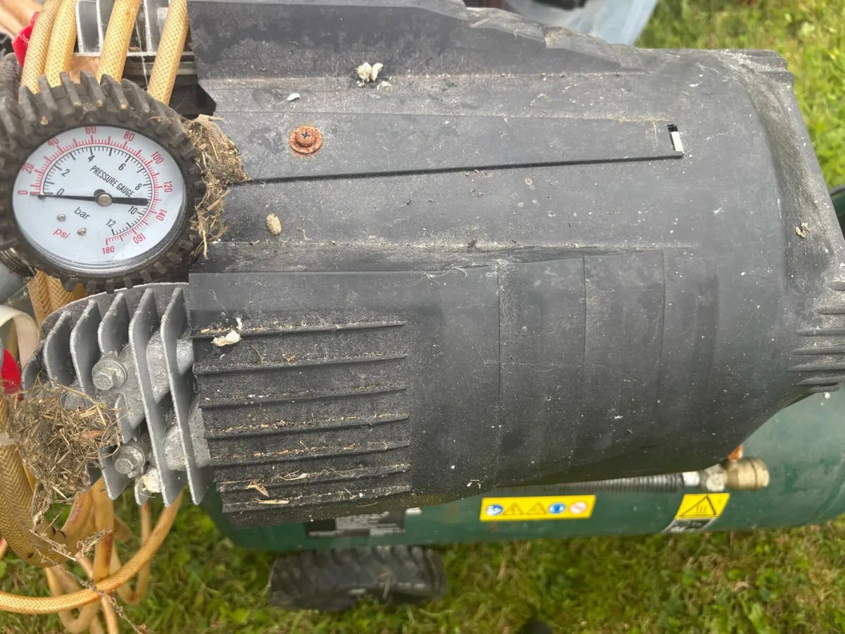 Air compressor - Image 1
