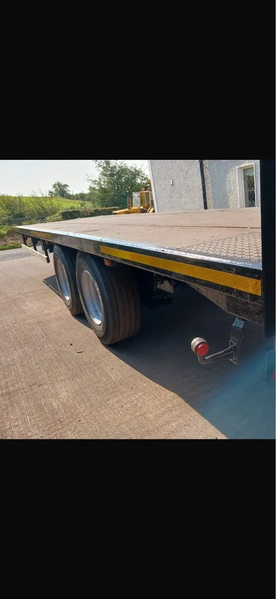28ft Flat Trailer - Image 4