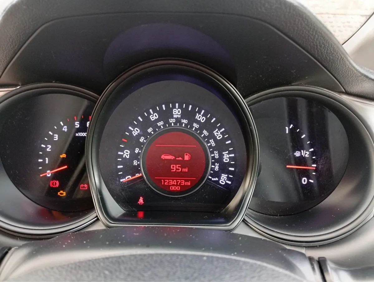 Kia Ceed 2016 1.6 Diesel - Image 4
