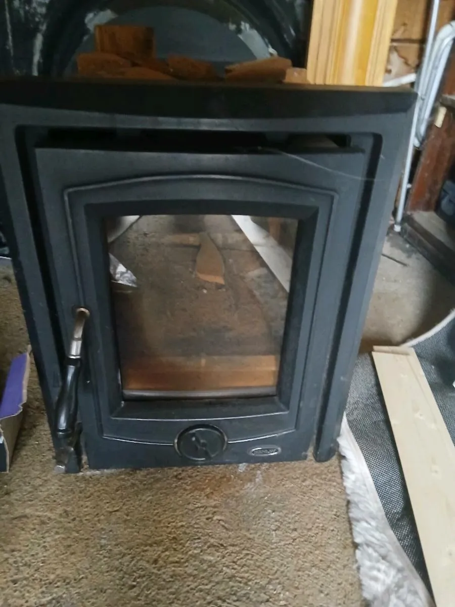 Henley stove - Image 1