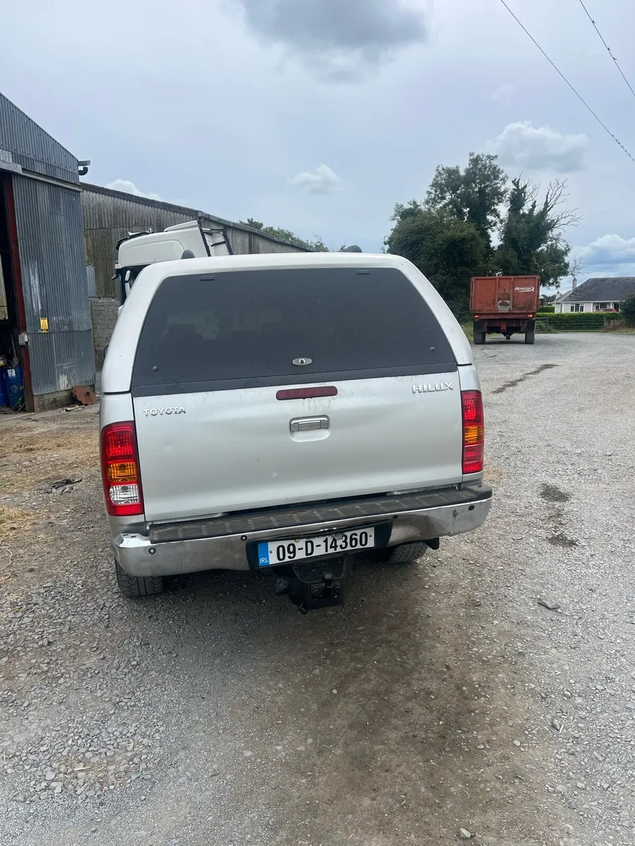 Toyota hilux - Image 3