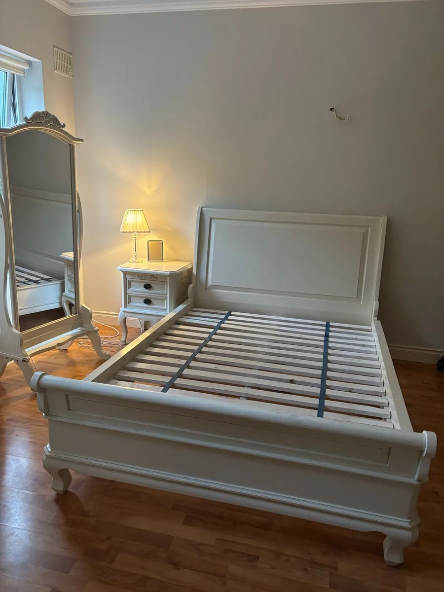 Elegant French Style Bedroom Set - Image 1