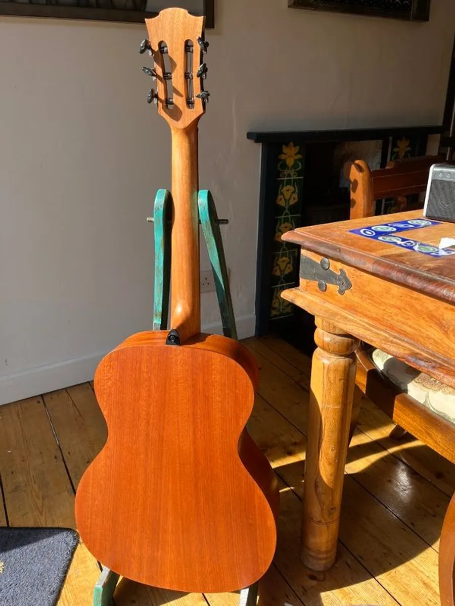 Guitar - Image 3