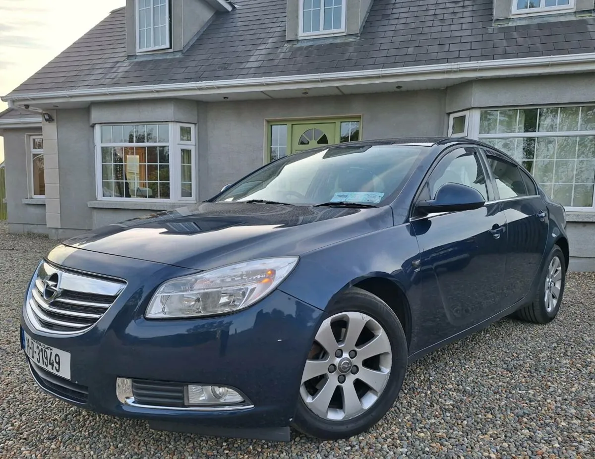 2011 insignia diesel - Image 1