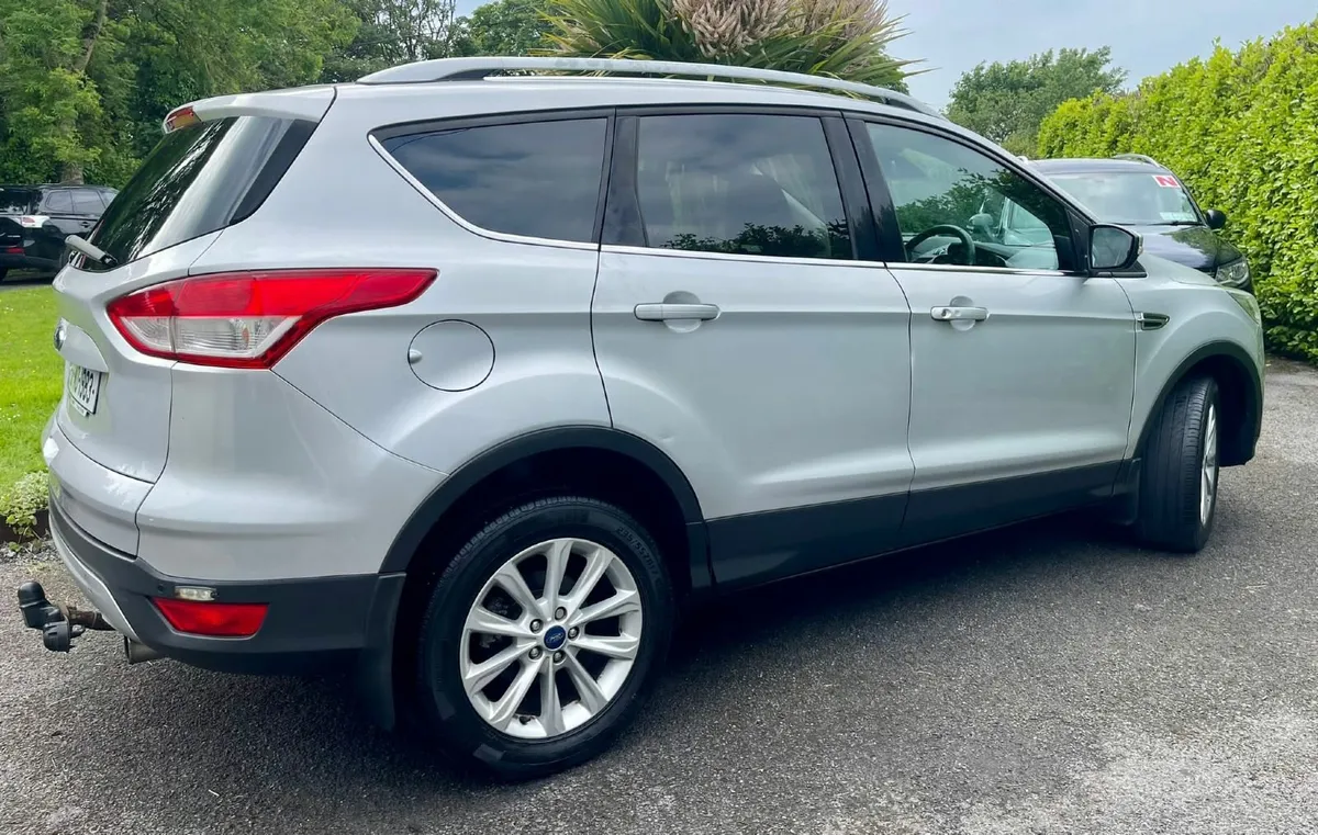 Ford Kuga 2016 - Image 4