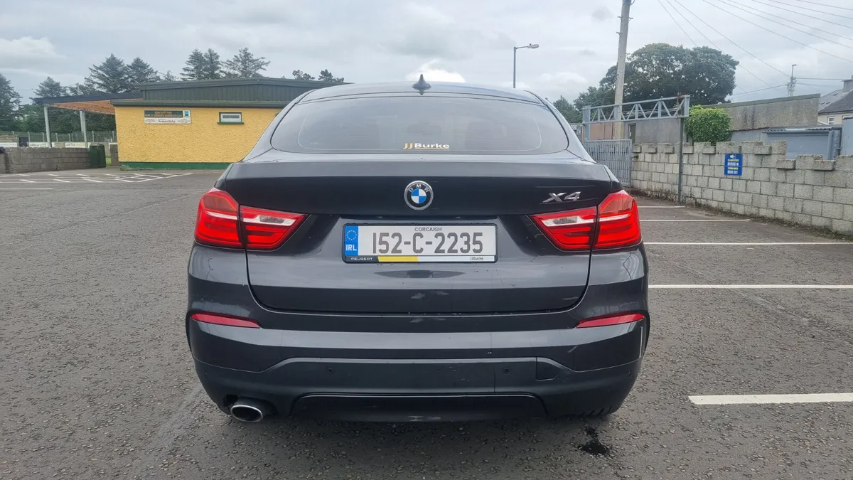 152 BMW X4 Se 20d X-drive - Image 4