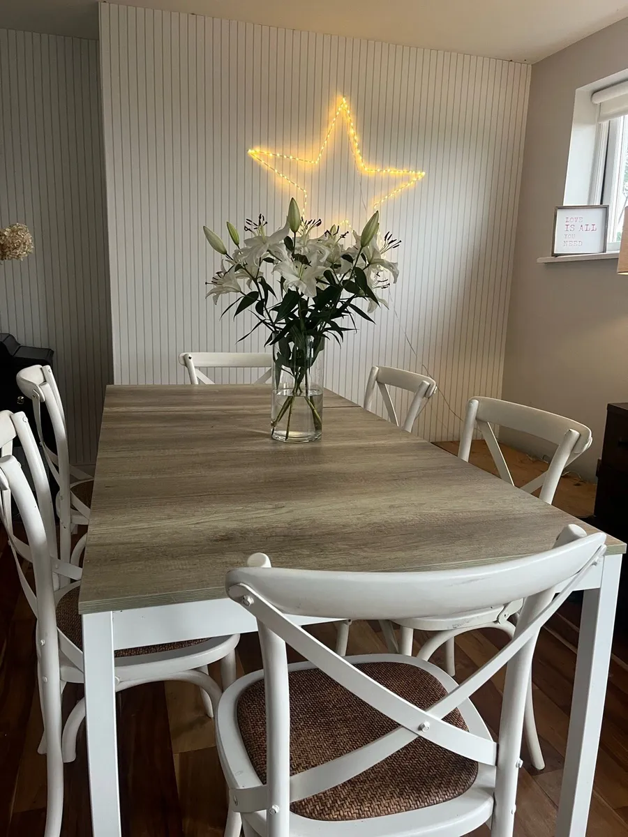 Dining table - extending - Image 3