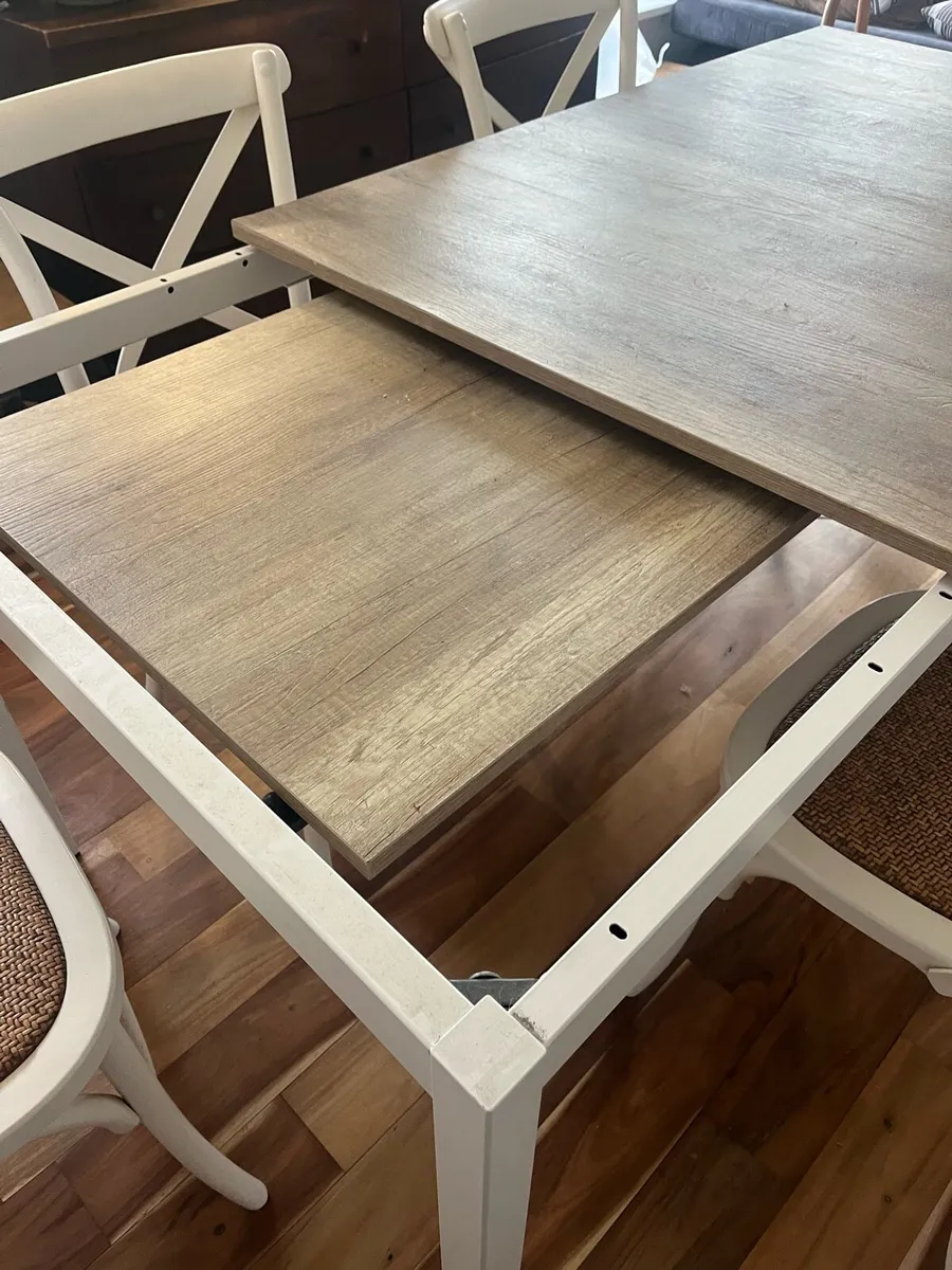 Dining table - extending - Image 4
