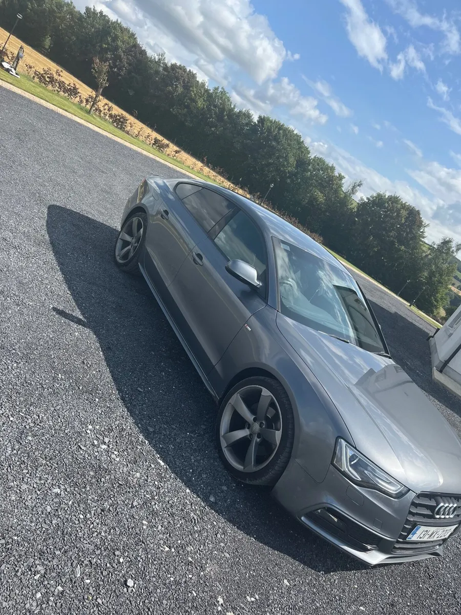 Audi A5 2013 - Image 1