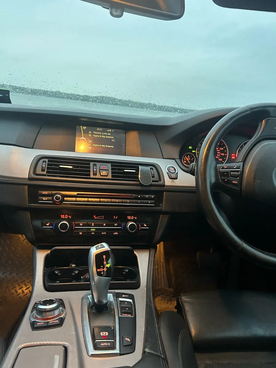 Car - Image 4