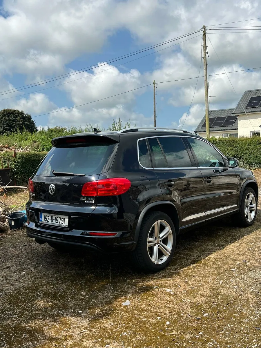Car - Image 2