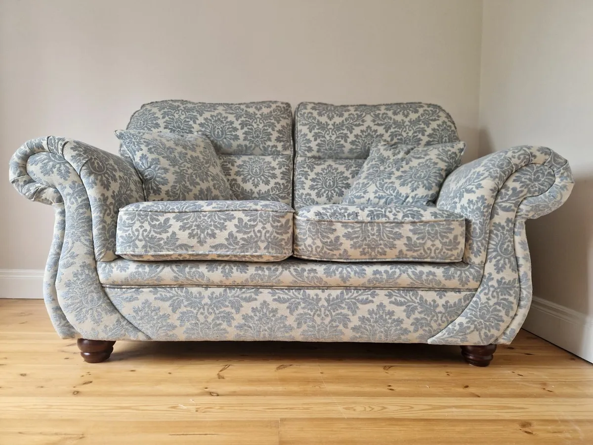 Two and one seater couches - Image 2