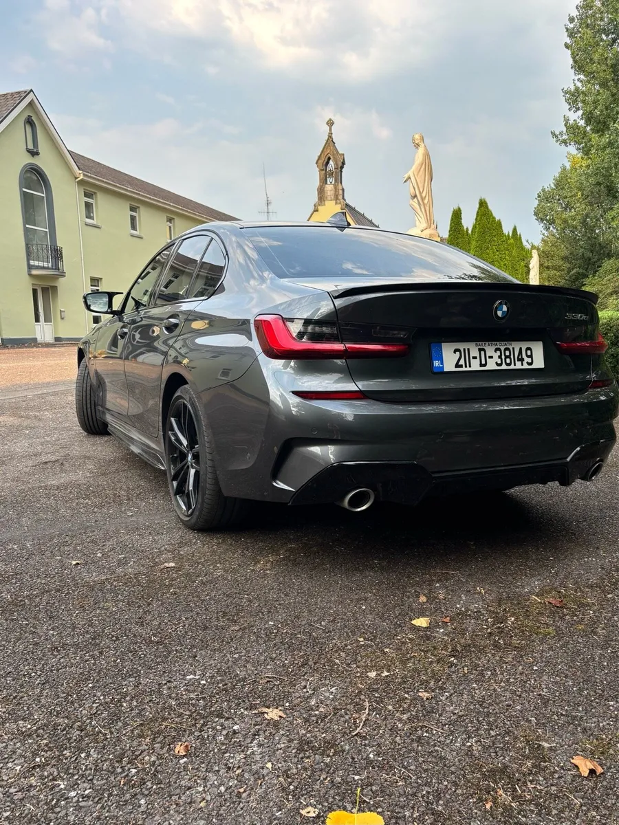 211 BMW 330e M Sport Hybrid Auto  292HP - Image 2
